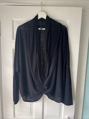 Torrid 2X Hacci Slub Knit Twist Reversible Cropped Long Sleeve Black Burnout Top